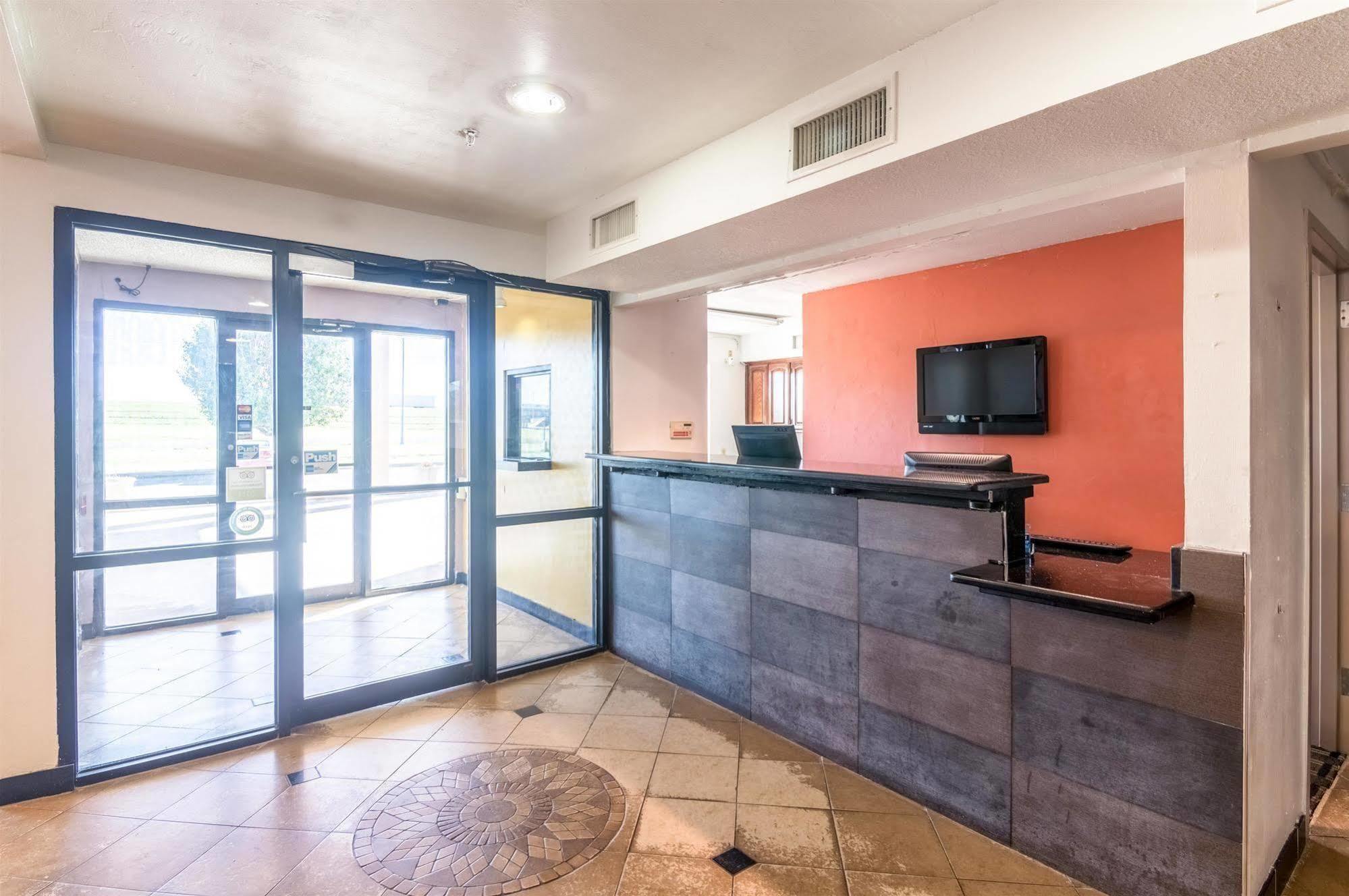 Motel 6 Erick エクステリア 写真