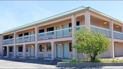 Motel 6 Erick エクステリア 写真